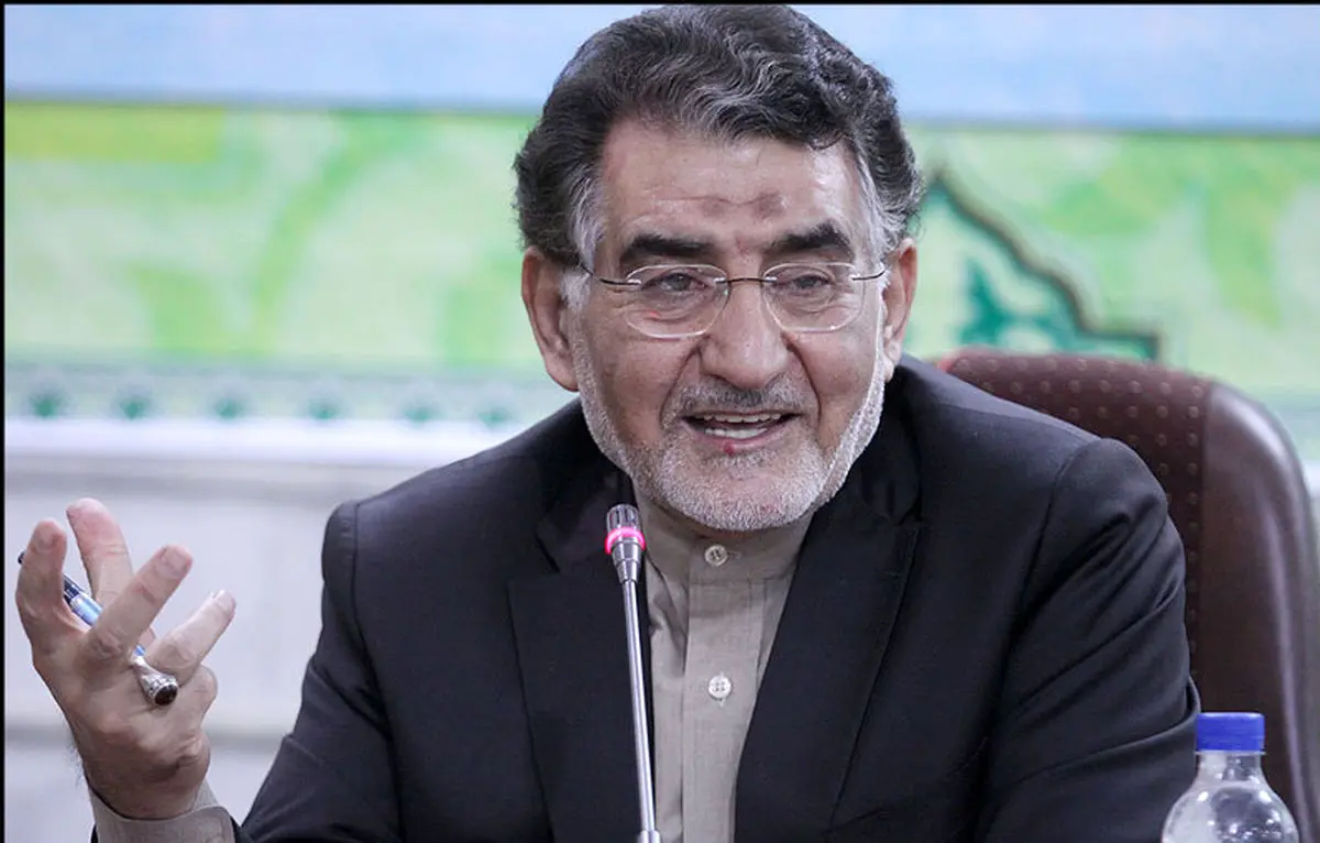 دولت به صنایع کوچک و متوسط بی توجه است/ اقتصاد ما باید درون زای برون نگر باشد/ در قرارداد با دیگر کشورها صادرات کالا قید شود