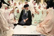 نوگلان عزیز با خدا دوست باشید و کاری کنید جزو زنان بزرگ کشور شوید 