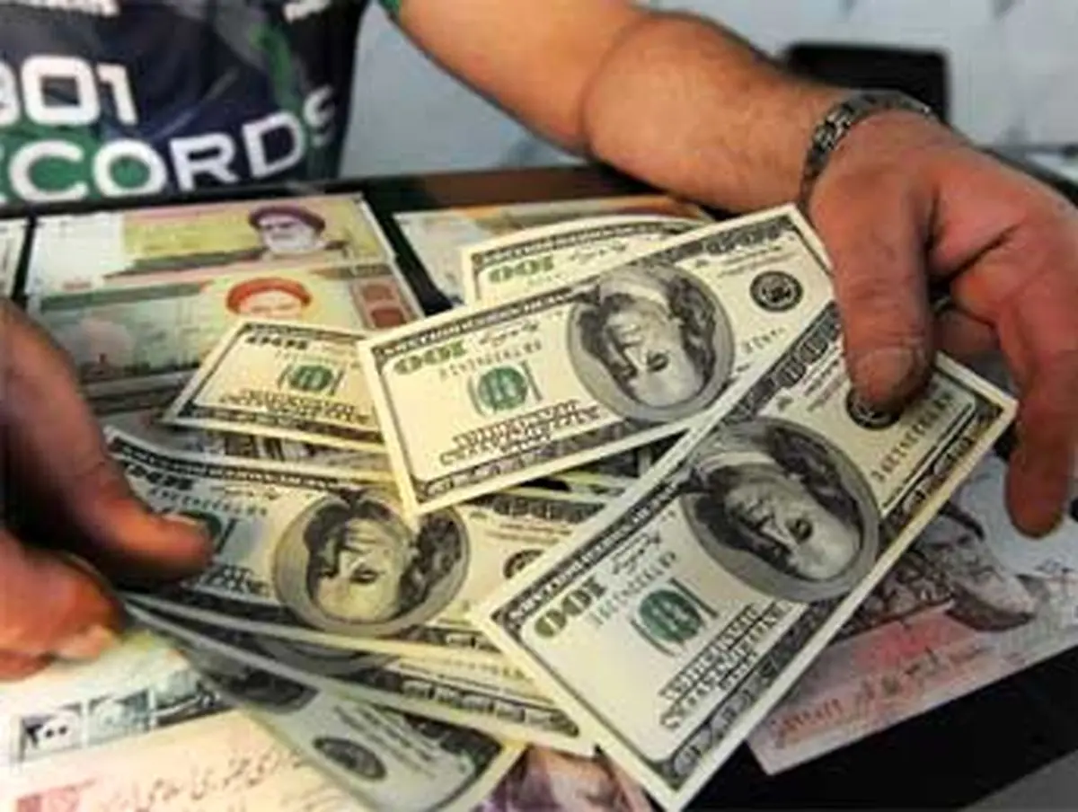 نگرانی از کاهش قیمت، دلارها را از بالش ها بیرون کشید!