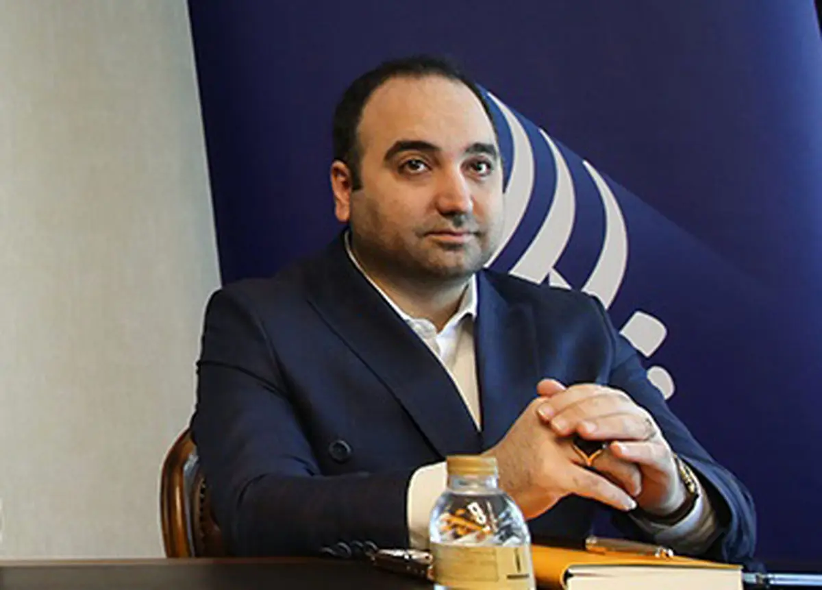 در دیپلماسی اقتصادی مشتریان نهایی شرکتهای عمومی و خصوصی هستند