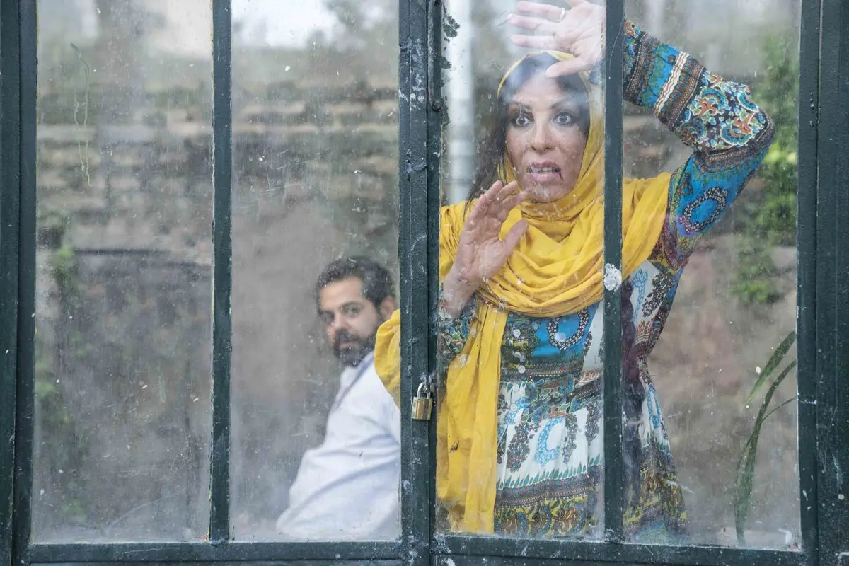 
«سیاه باز» راهی جشنواره فیلم فجر می‌شود/گریم متفاوت بازیگران