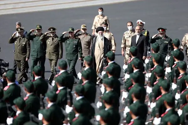 مراسم مشترک دانش‌آموختگی دانشگاه‌های نیروهای مسلح با حضور رهبر انقلاب برگزار شد/گزارش تصویری