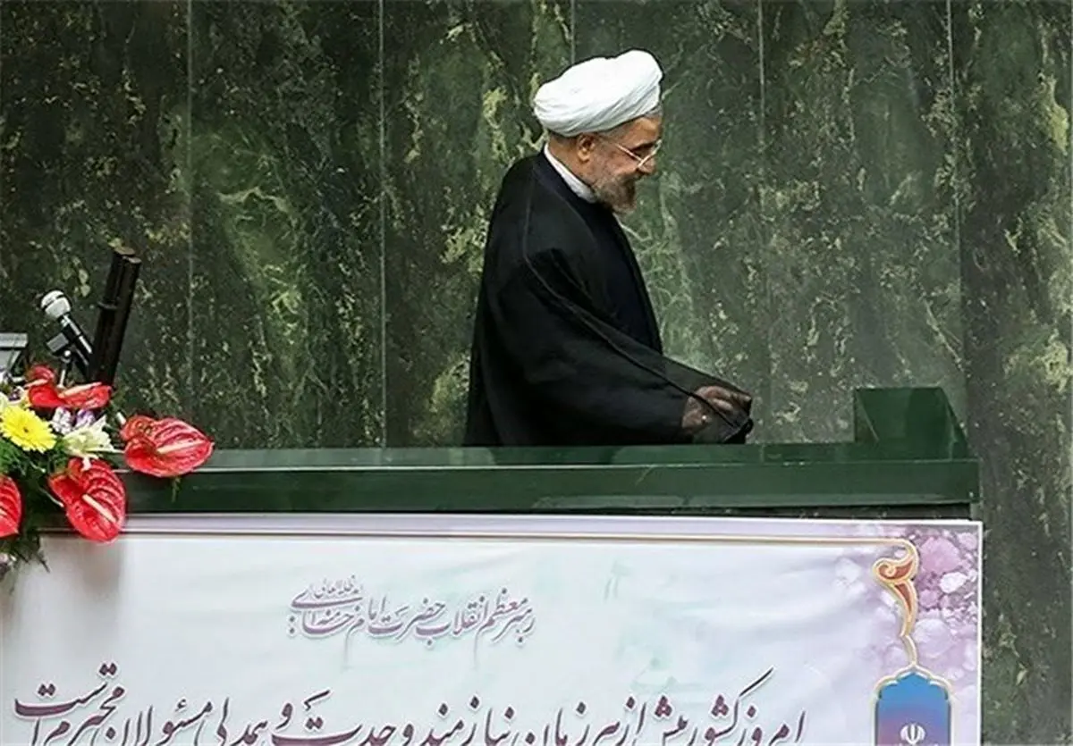 ماجرای پنکه پرحاشیه رئیس جمهور در مجلس چه بود؟ +عکس