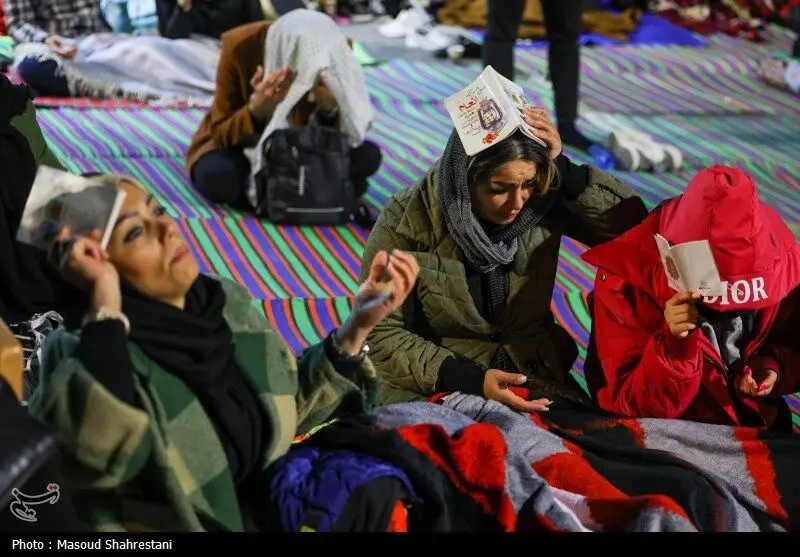 شب قدر در کهف الشهدا/ گزارش تصویری