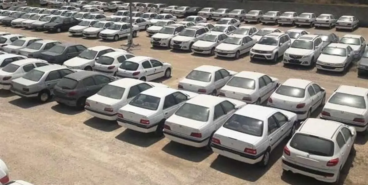 معضل بزرگ بازار خودرو/ سوداگری دلالان از بورس خودرو
