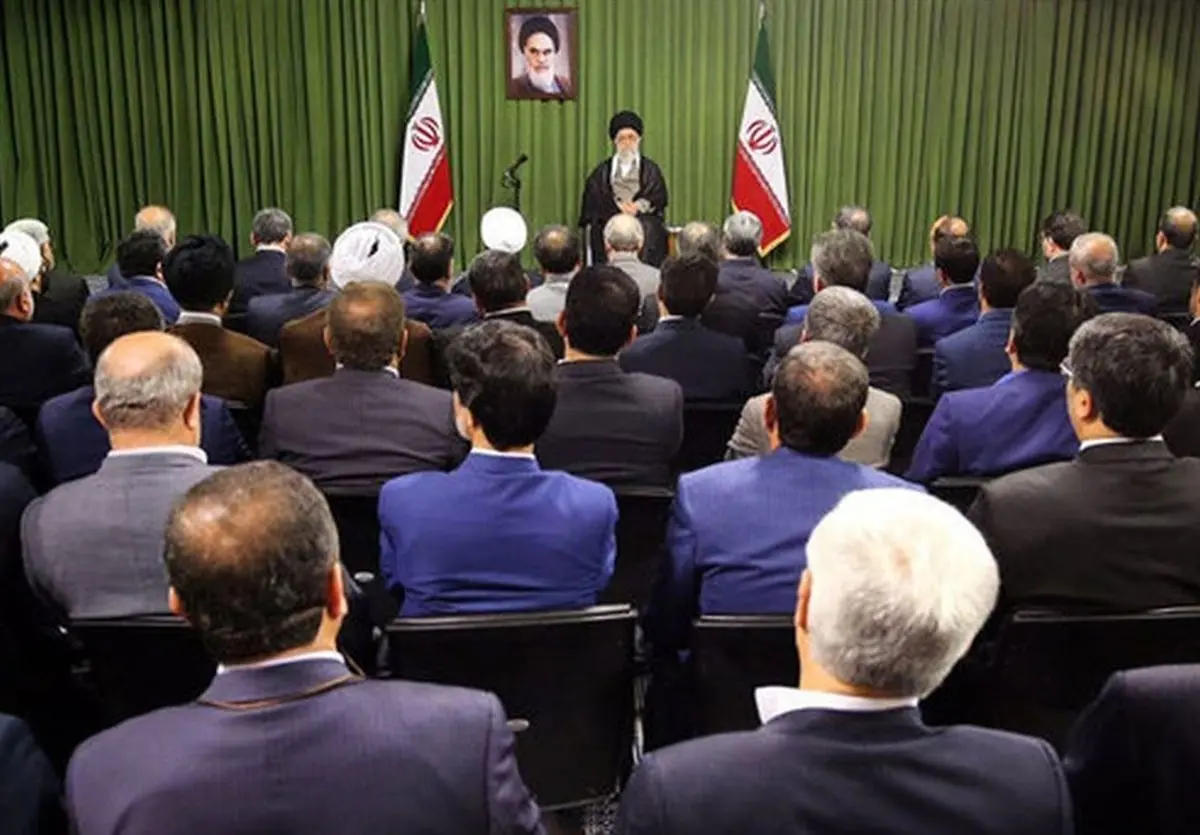 نمایندگان مجلس با رهبر معظم انقلاب دیدار میکنند