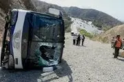 جزئیات واژگونی اتوبوس ولو حامل ٤٠ دانش آموز دختر در همدان
