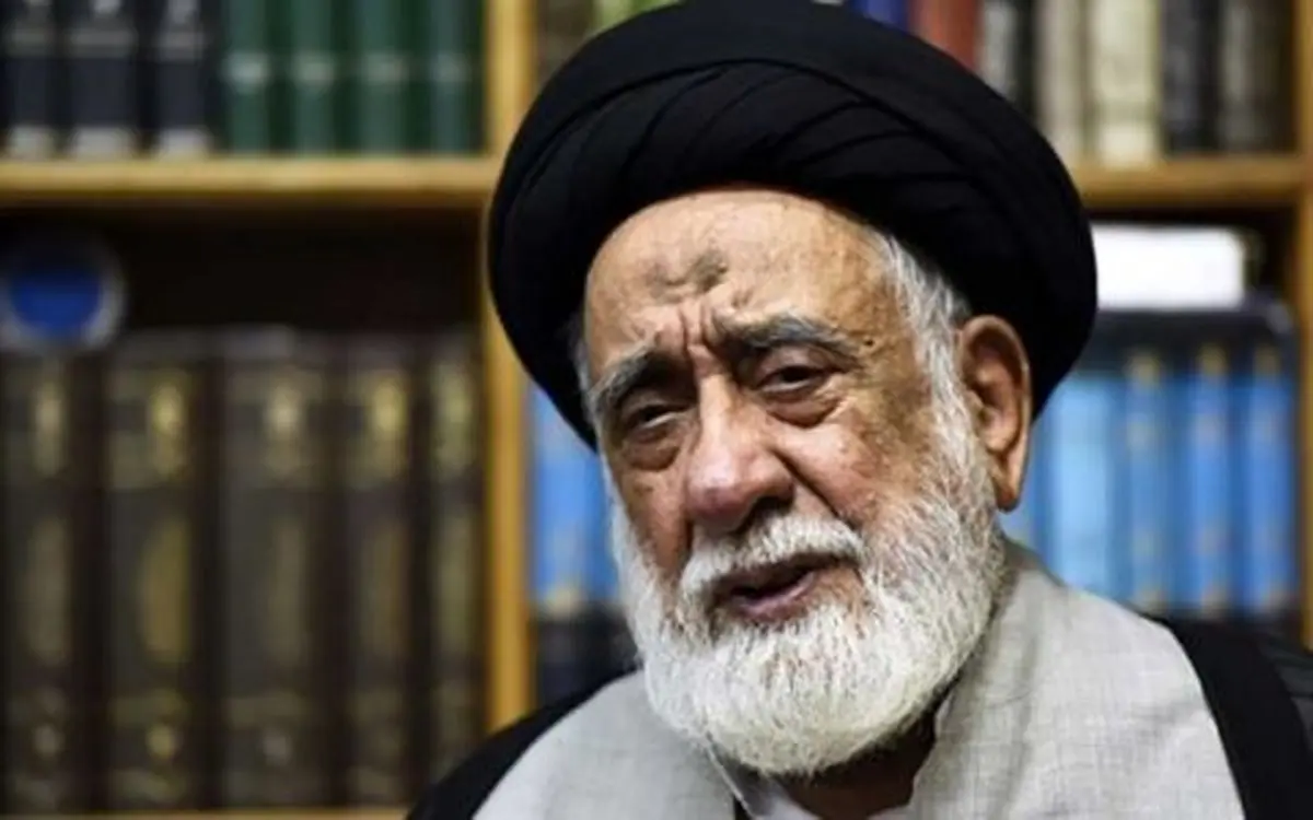 پیکر حجتالاسلام والمسلمین طباطبایی در قم تشییع شد