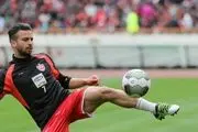 سروش رفیعی: با پولی که از ما می‌گیرید چه می‌کنید؟

