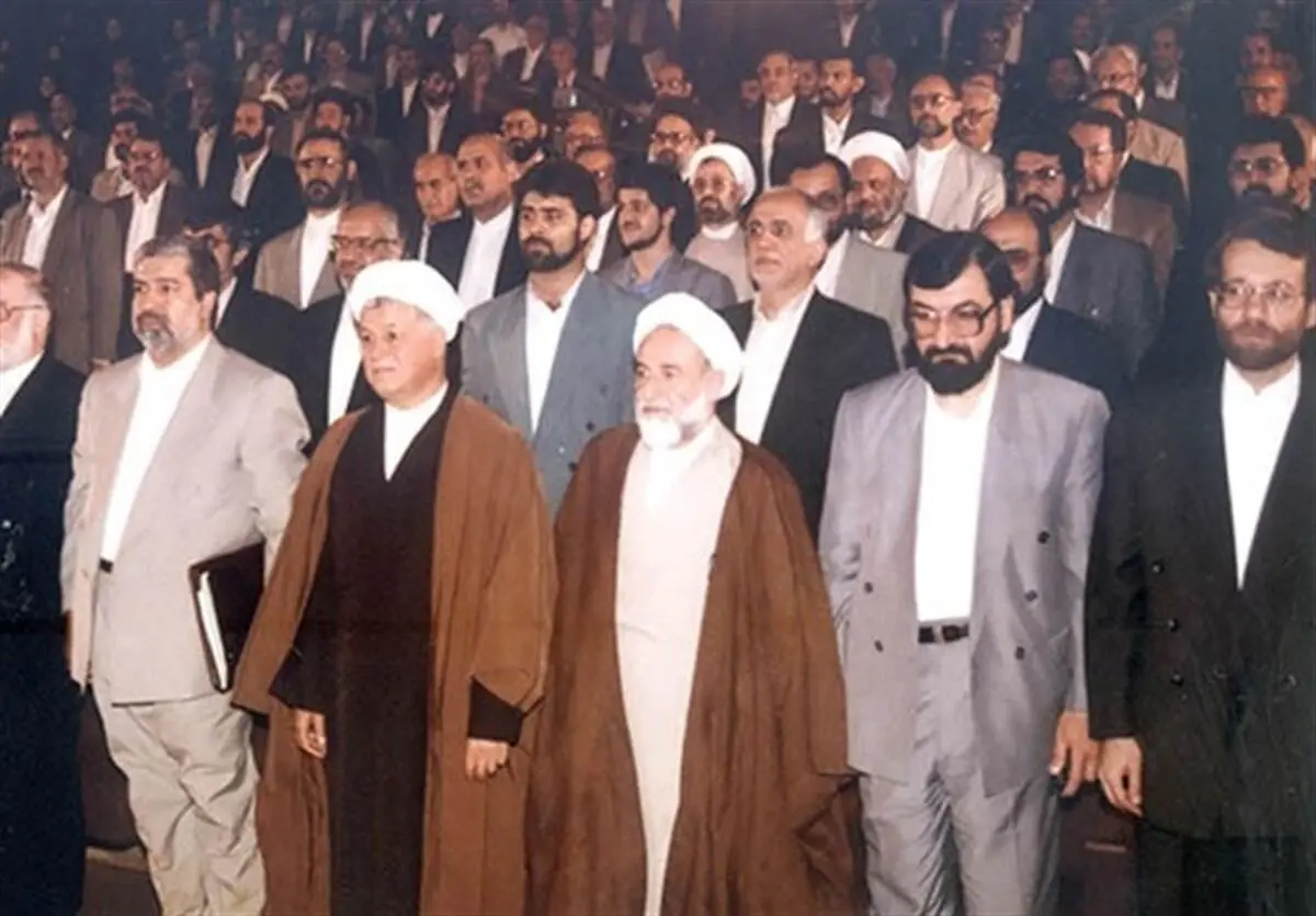 اعطای دکترای افتخاری به آیت‌الله هاشمی+عکس