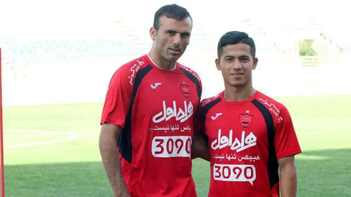 خبر فوری از پرسپولیس| مهاجم پرسپولیسی رسماً تمدید کرد