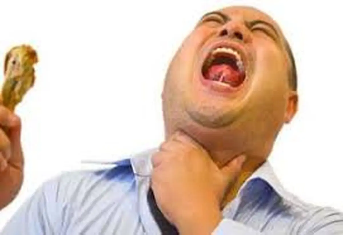 درصورت پریدن غذا در گلو چه باید کرد؟