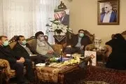 دیدار فرزندان شهدای شاخص انقلاب و دفاع مقدس با خانواده شهید فخری زاده
