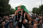 تشییع پیکر مطهر شهید مدافع حرم فاطمیون در خمینی شهر+تصاویر