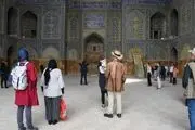 گردشگران خارجی در شهر تاریخی اصفهان