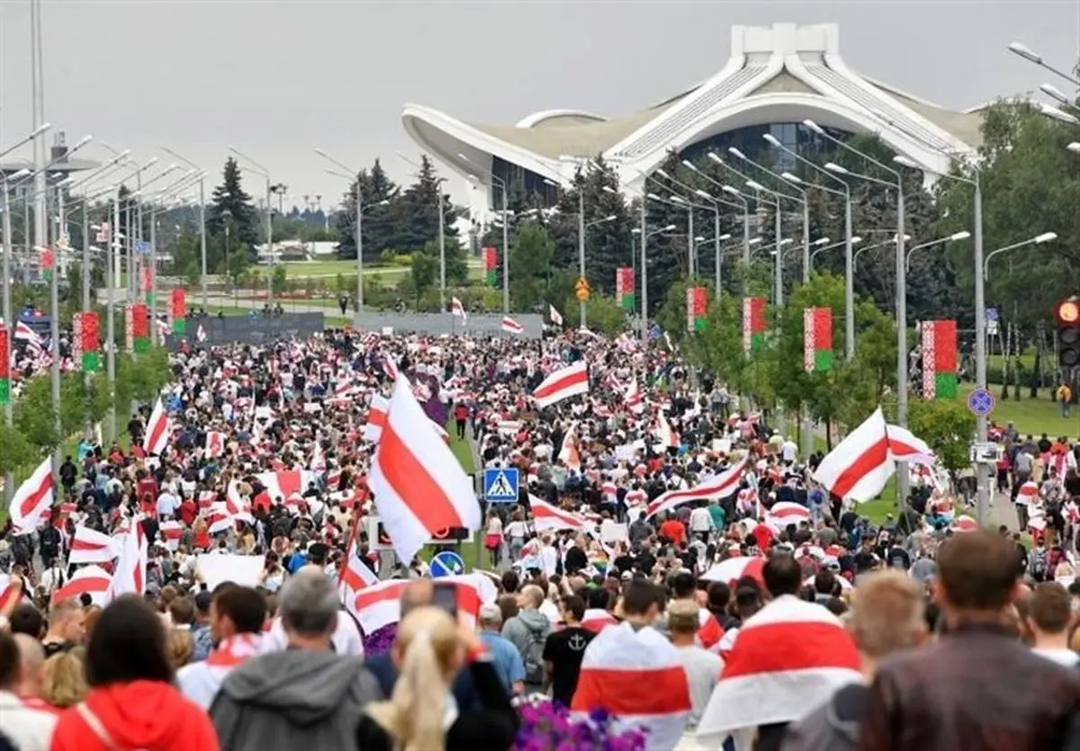 اعتراضات خیابانی در پایتخت بلاروس با شرکت بیش از 100 هزار معترض