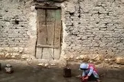 سقف خانه ای که برای یتیمان تهدید می شود