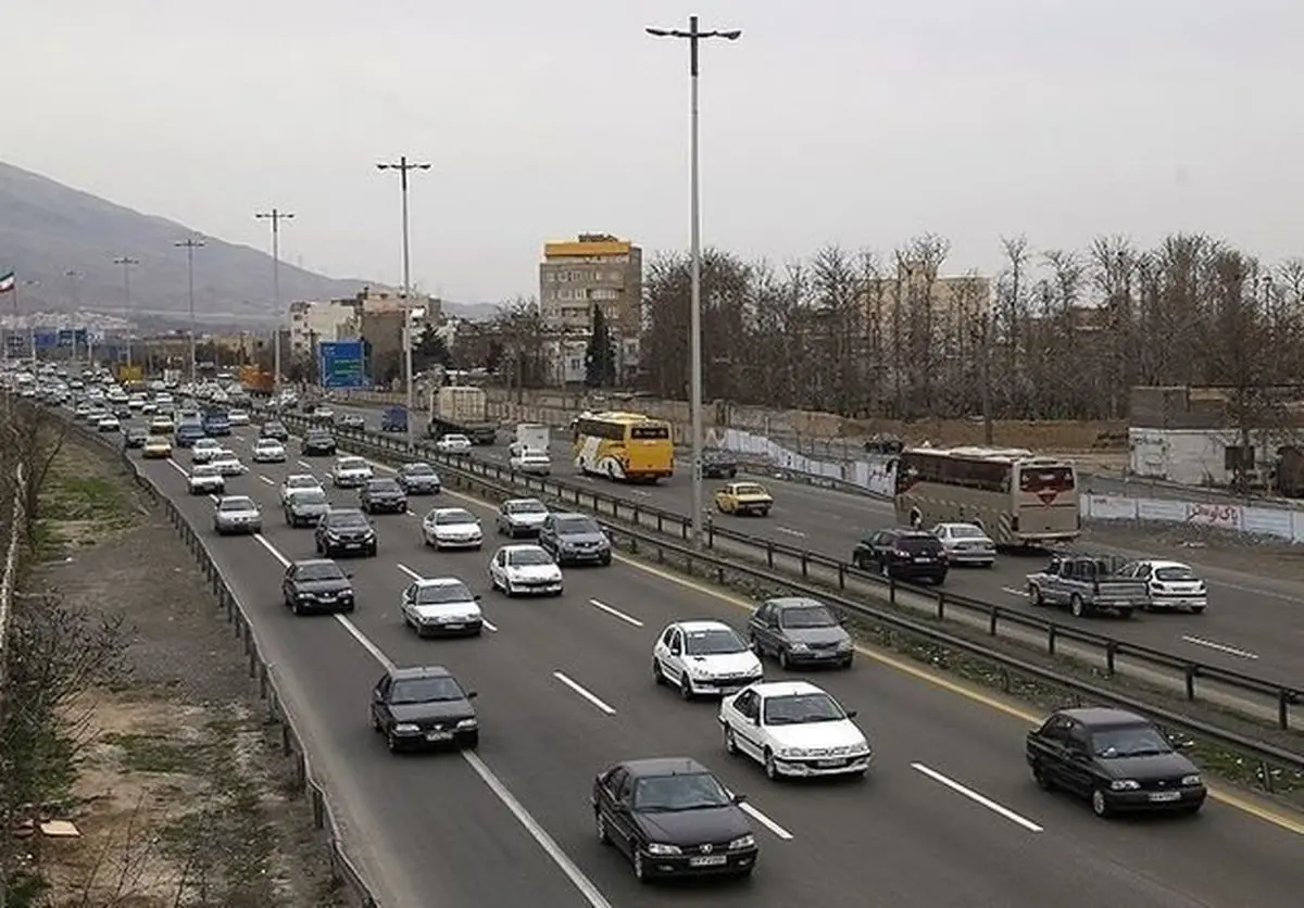 آخرین وضعیت ترافیکی جادههای کشور 3 شهریور/ ترافیک سنگین در محورهای شهریار - تهران و قزوین - کرج