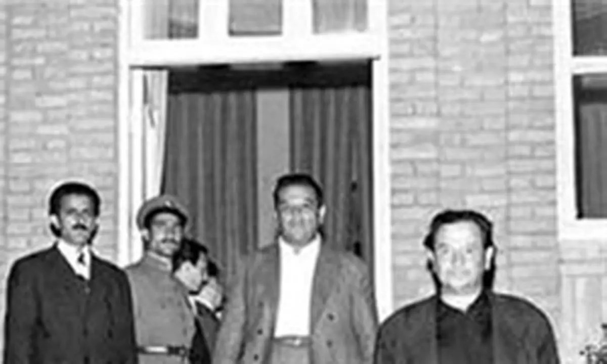 لاتهای آرمان خواه