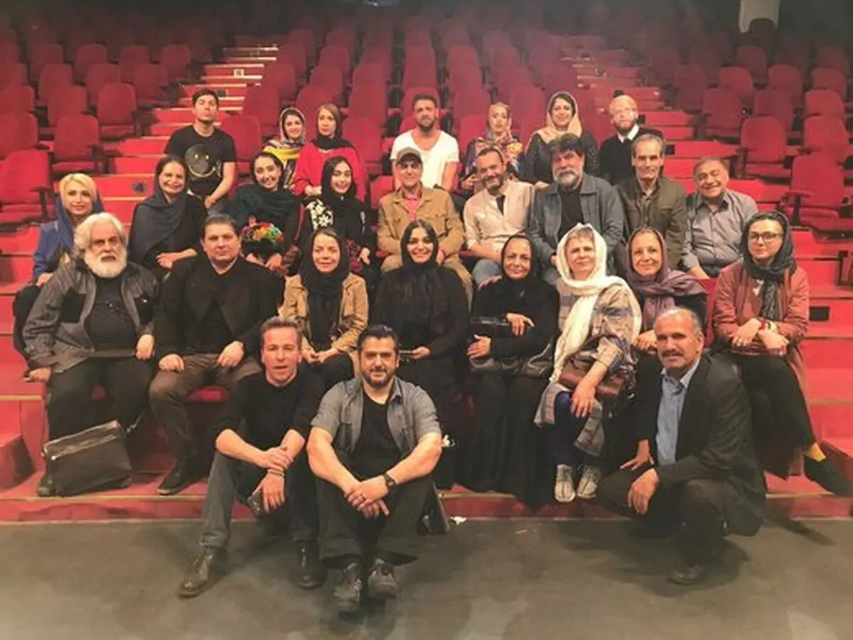 چهره ها به تماشای نمایش خانم بازیگر نشستند/ از گوهر خیراندیش تا گلاب آدینه