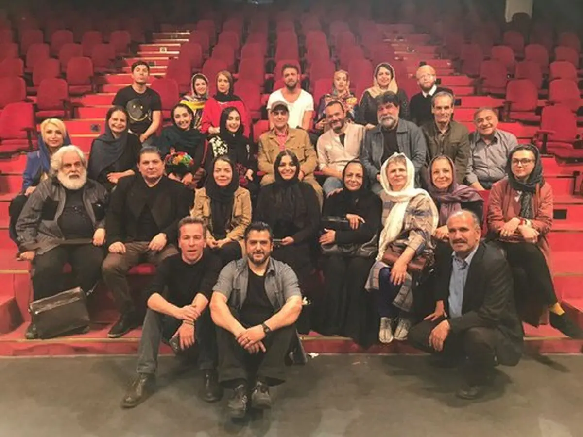 چهره ها به تماشای نمایش خانم بازیگر نشستند/ از گوهر خیراندیش تا گلاب آدینه