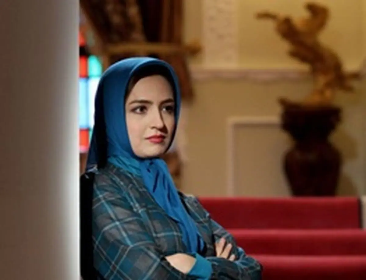 استایل خاص گلاره عباسی در کنار یک خواننده+عکس