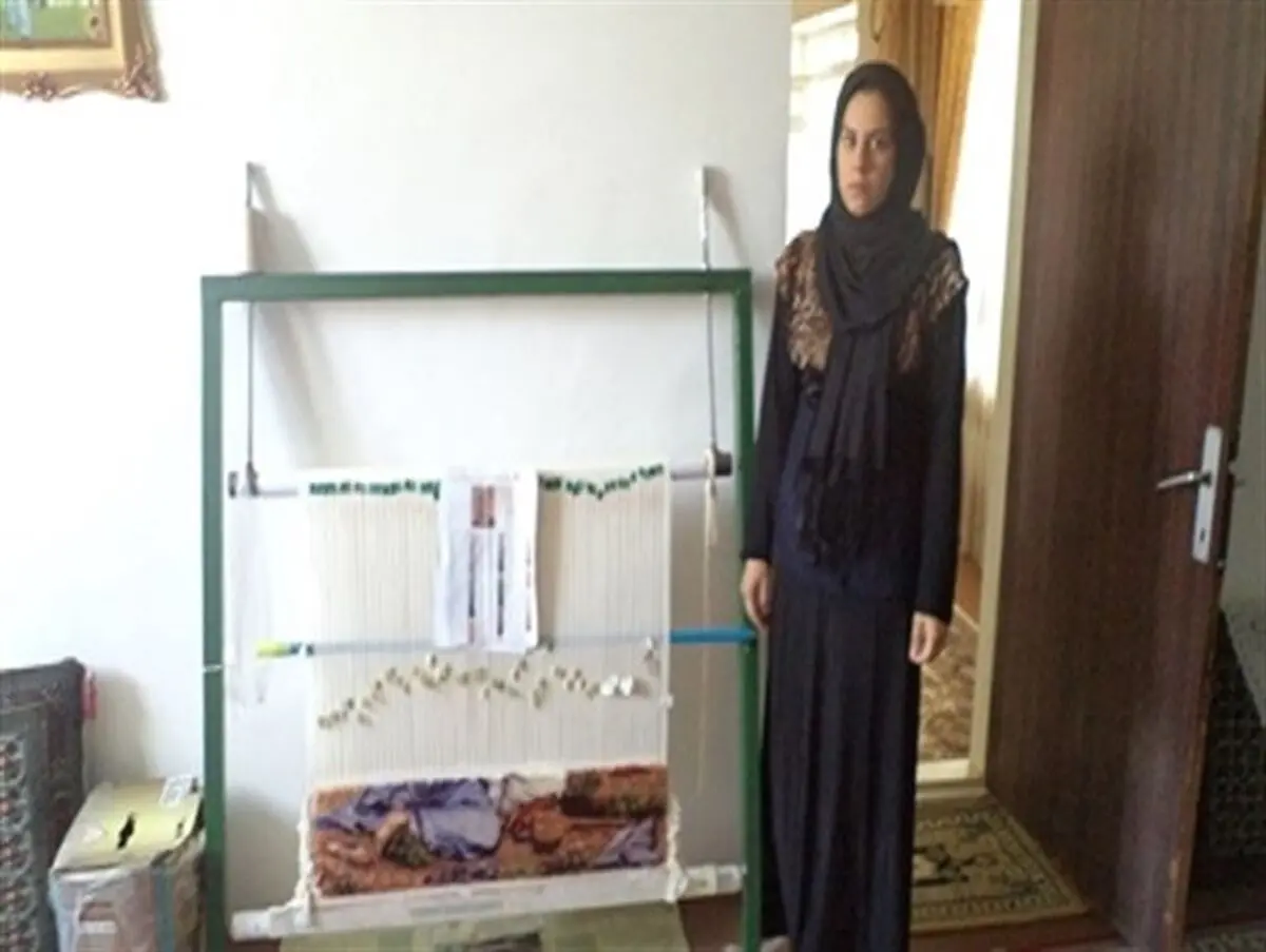 احیای کارگاه قالیبافی توسط بانوی عشایری کرمانشاه