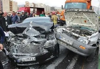 مردم شهر هولار و بخش
کلیجانرستاق
جاده مرگ را بستند 