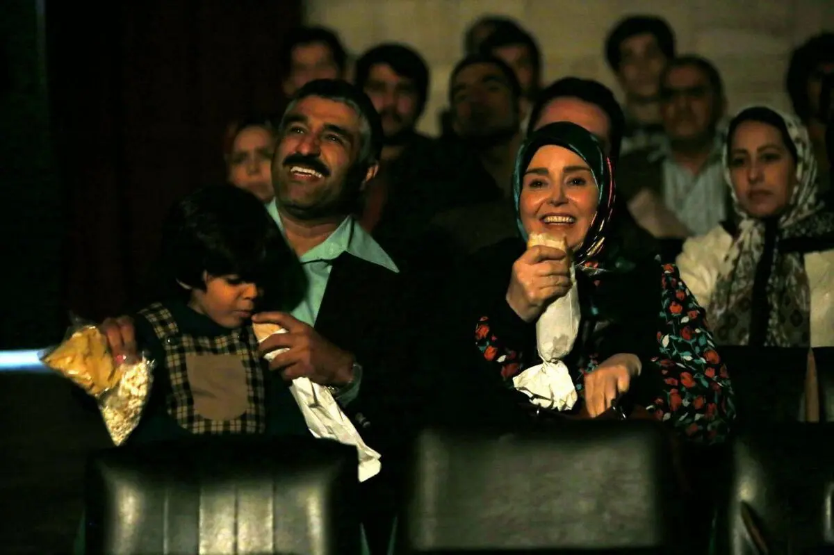 حال خوبِ ژاله صامتی با «زیرخاکی»/ عکس