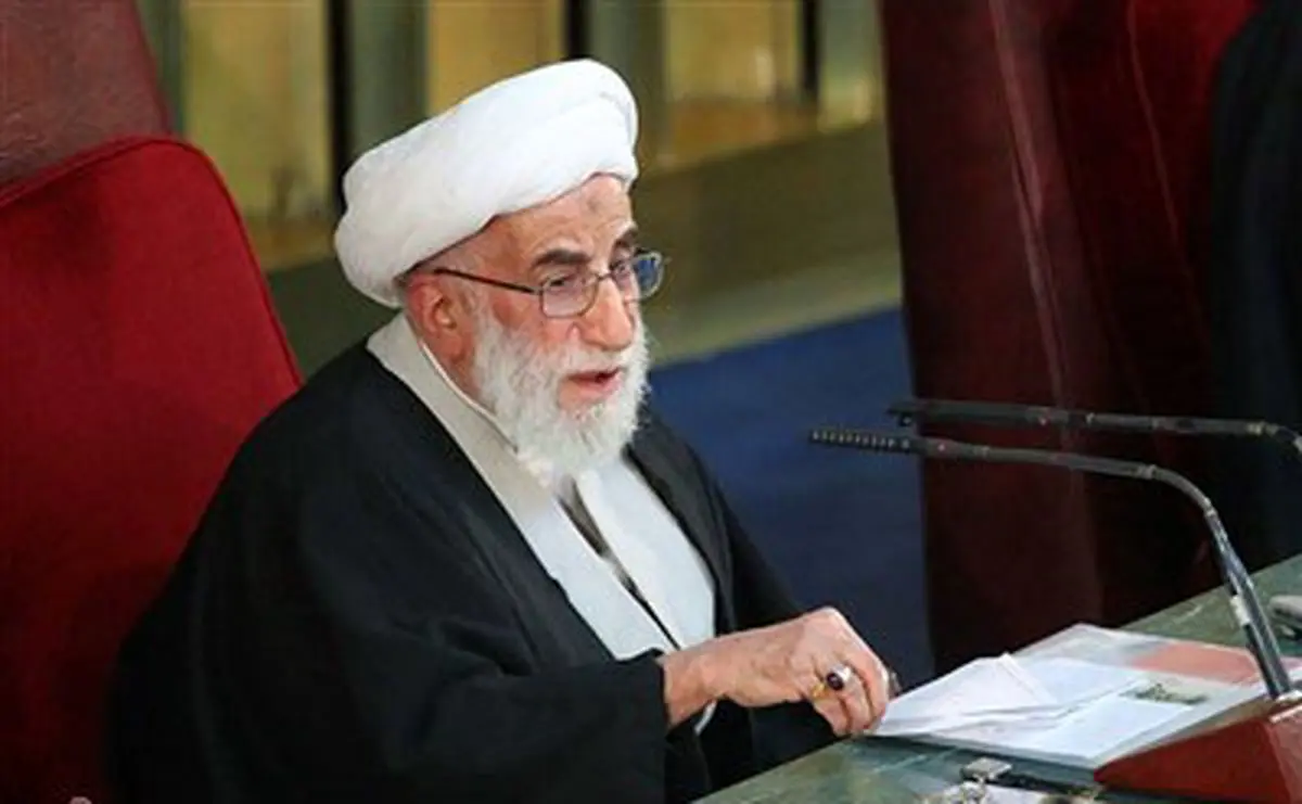 برخی در فکر آن بودند و هستند که فضای کشور را در انتخابات دو قطبی کنند