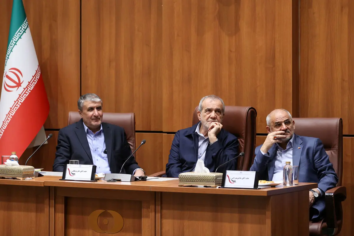 قرارداد احداث ۸ نیروگاه اتمی با همکاری روسیه