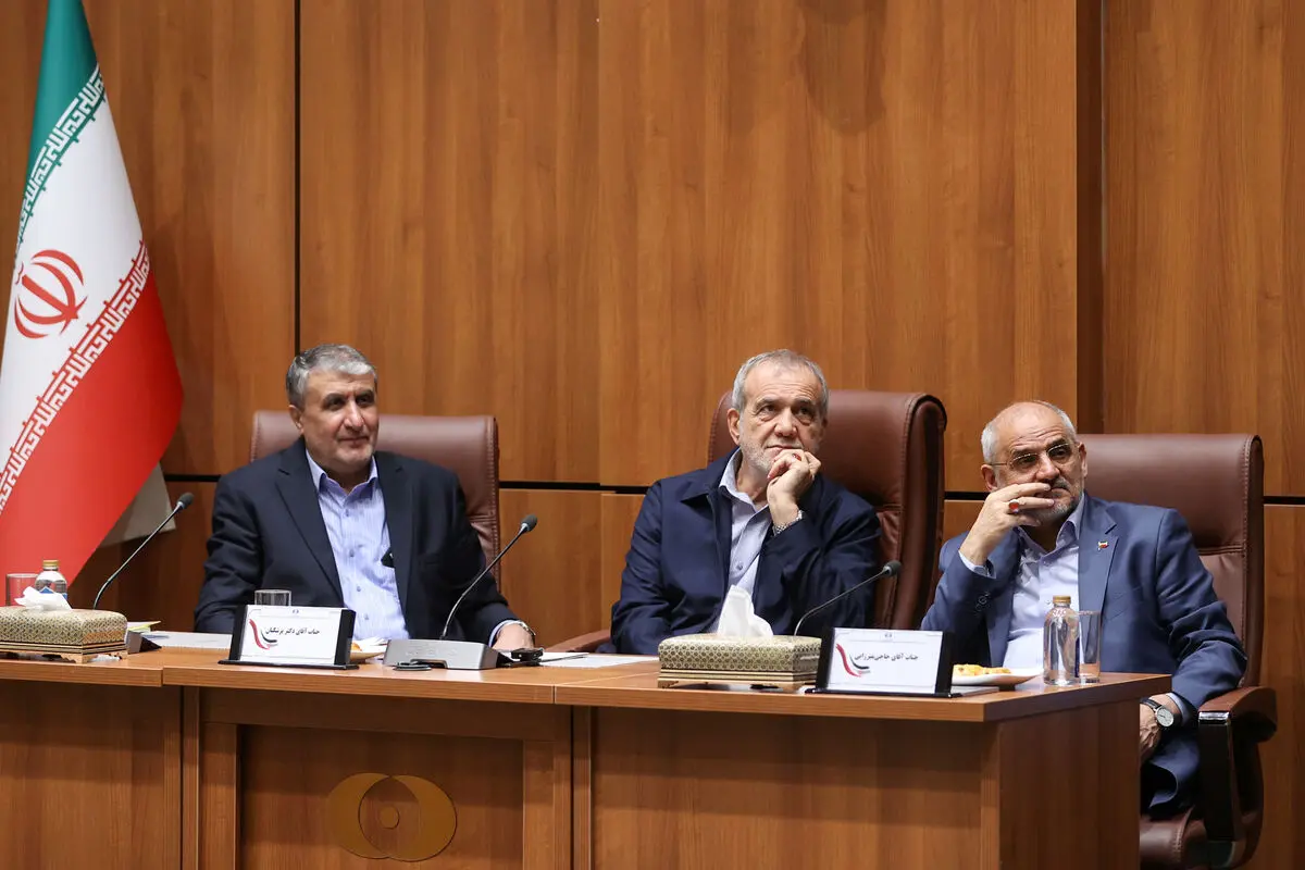 قرارداد احداث ۸ نیروگاه اتمی با همکاری روسیه
