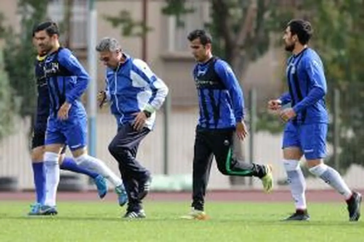 تیم نفت عزادار شد