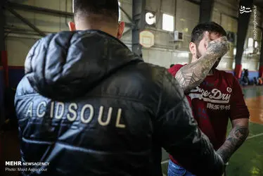 PfKwPyUW9Zm5