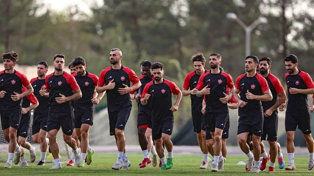مهاجم جدید پرسپولیس از اروپا می‌آید یا از گرگان؟ 