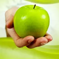 تاثیر مصرف سیب بر رفع تشنگی روزه داران

