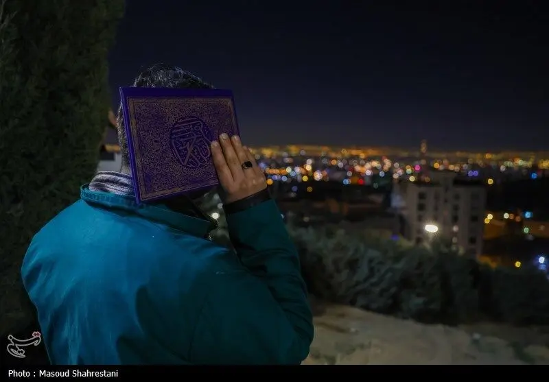 شب قدر در کهف الشهدا/ گزارش تصویری