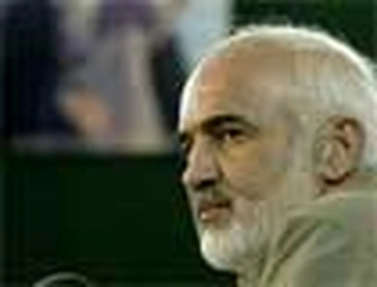 حیف شد، شجریان از شان هنری خودفاصله گرفت