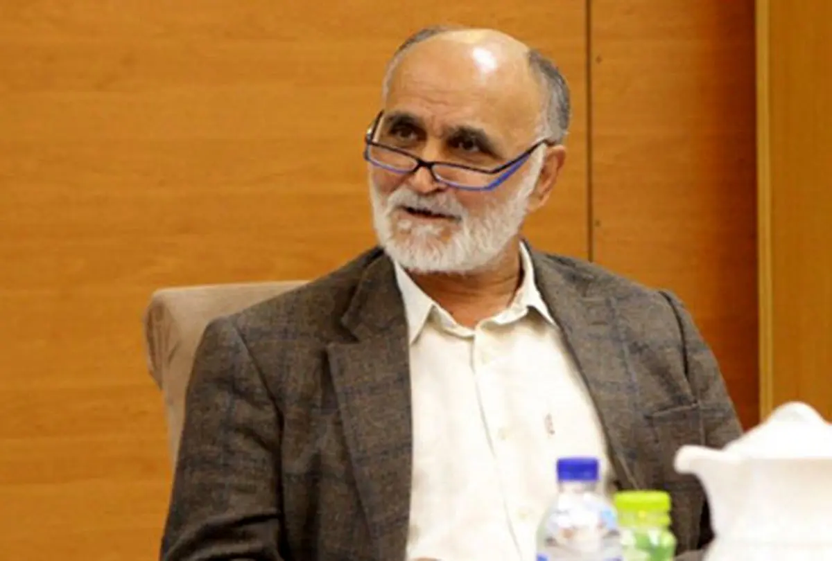مدیر عامل سابق استقلال: افتخاری قبل از اینکه عزل شود برود!