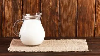 نابسامانی در توزیع نهاده دامی با نرخ مصوب/ قیمت هر کیلو شیر خام ۶ هزار تومان است

