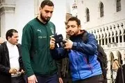 دروازه‌بان  ایتالیا در شهر سیل‌زده ونیز+عکس