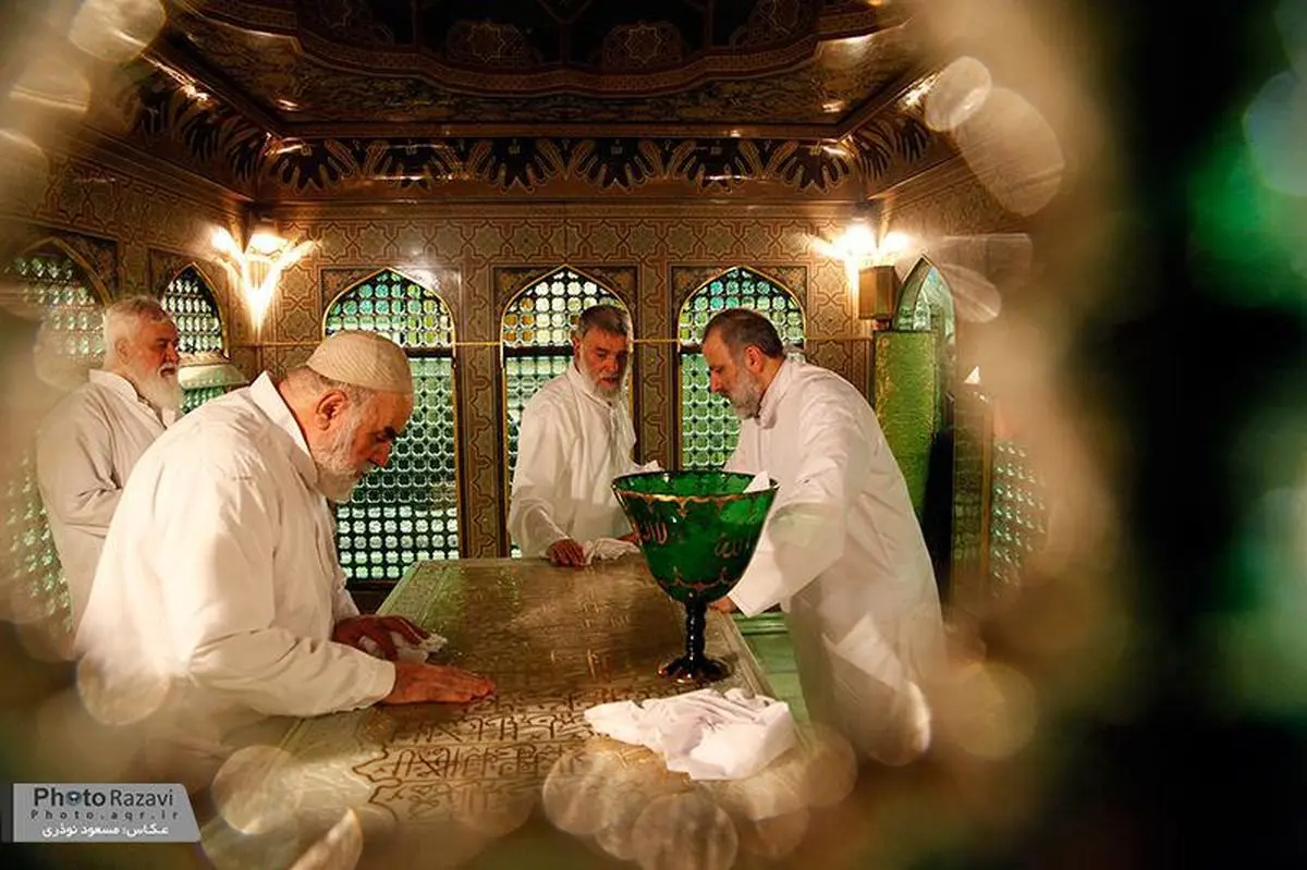 روضه منوره رضوی غبار روبی شد
