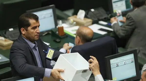 آخرین انتخابات هیات رئیسه مجلس یازدهم/گزارش تصویری