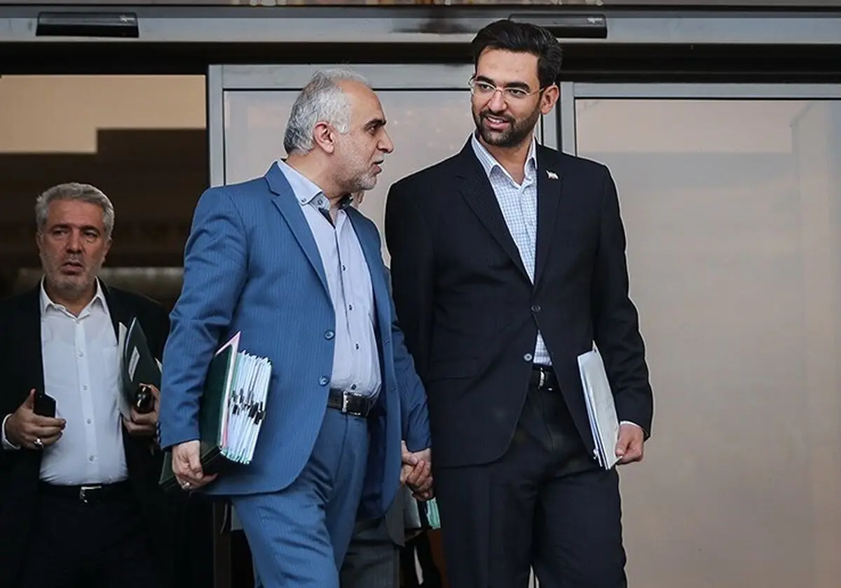 دژپسند و آذری‌جهرمی به مجلس می‌روند