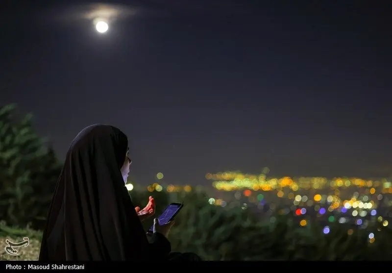 شب قدر در کهف الشهدا/ گزارش تصویری