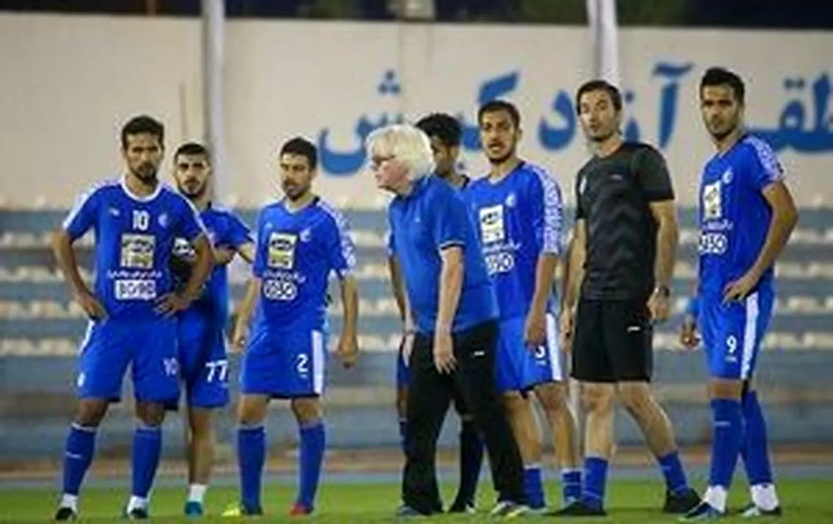 استقلالی ها به فکر تمدید با شفر باشند