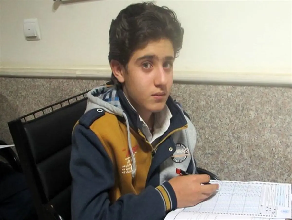 نوجوانی که یک ساله حافظ کل قرآن شد
