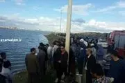 سقوط پراید با دو سرنشین دختر به داخل دریاچه شورابیل اردبیل+تصاویر