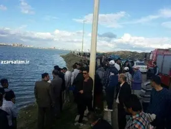 سقوط پراید با دو سرنشین دختر به داخل دریاچه شورابیل اردبیل+تصاویر