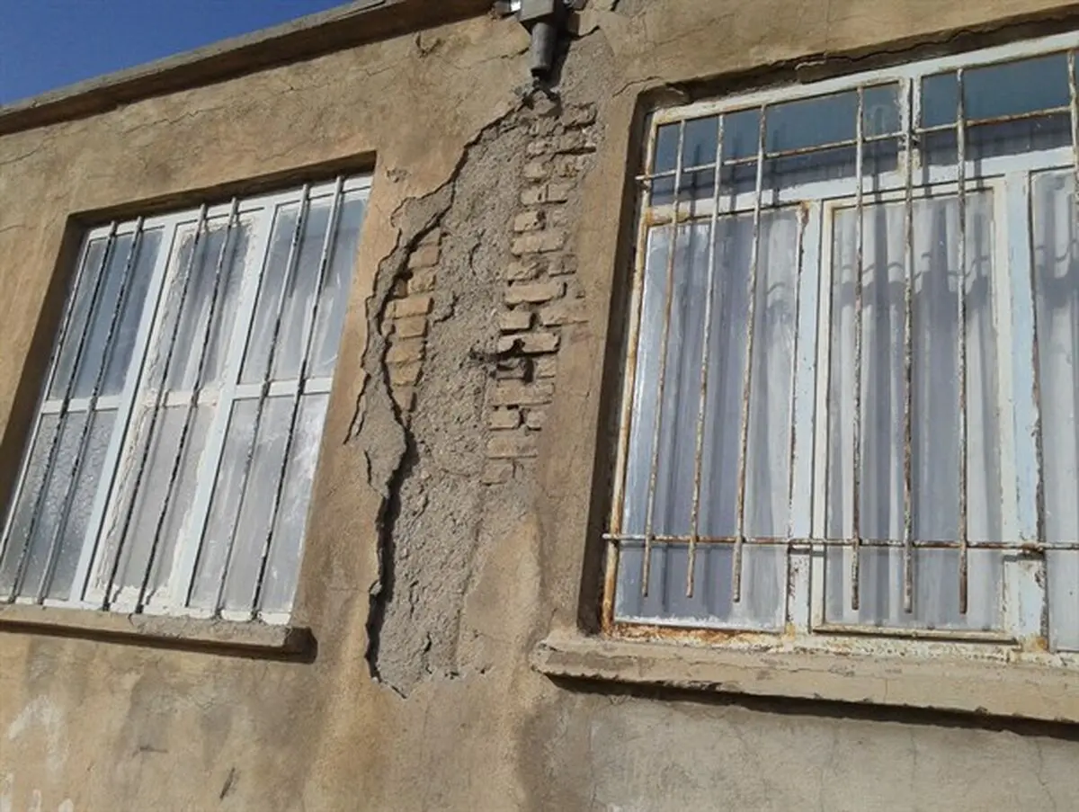 تحصیل با طعم ترس و تخریب در روستای حسین مامه بوکان